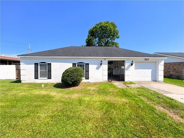 517 FARMINGTON Place, Terrytown, LA 70056