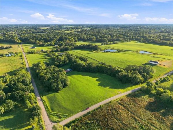 SE Tri County Line Road, Lawson, MO 64062