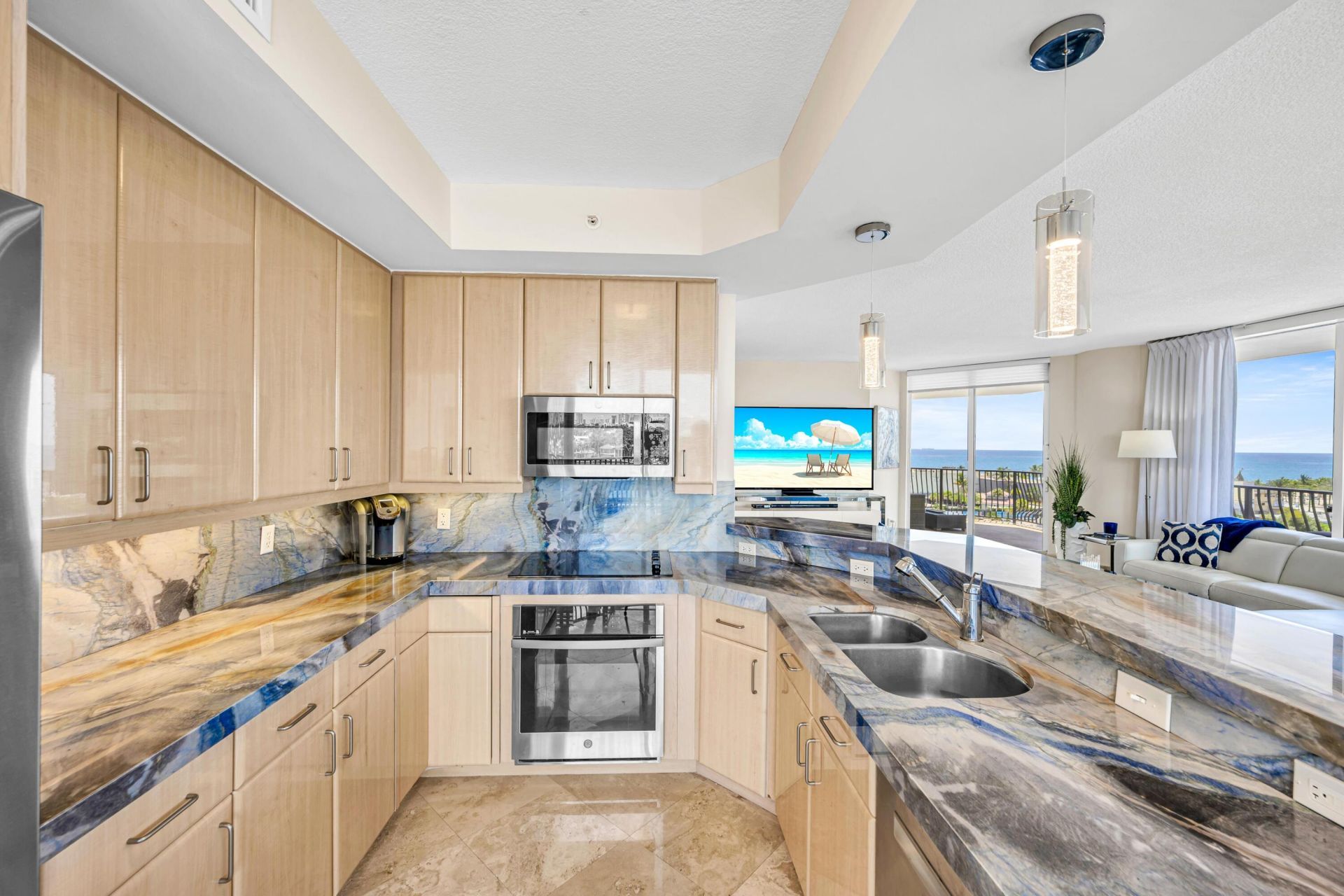 100 S Birch Road, Unit 806B, Fort Lauderdale, FL 33316 Photo