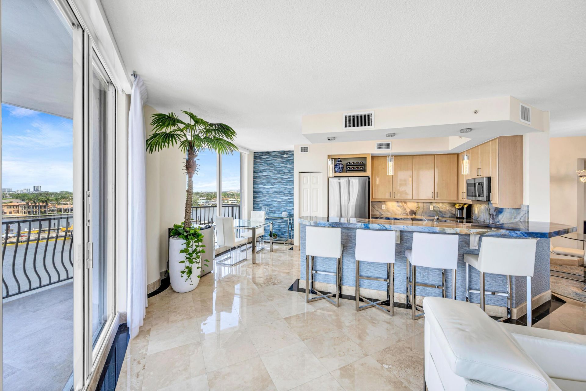 100 S Birch Road, Unit 806B, Fort Lauderdale, FL 33316 Photo