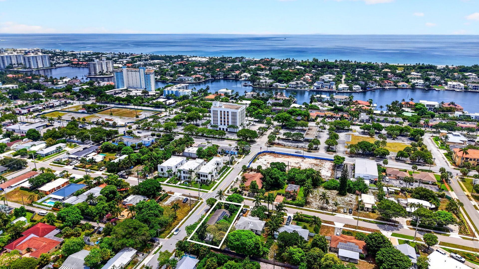 310 SE 8th Street, Delray Beach, FL 33483 Photo