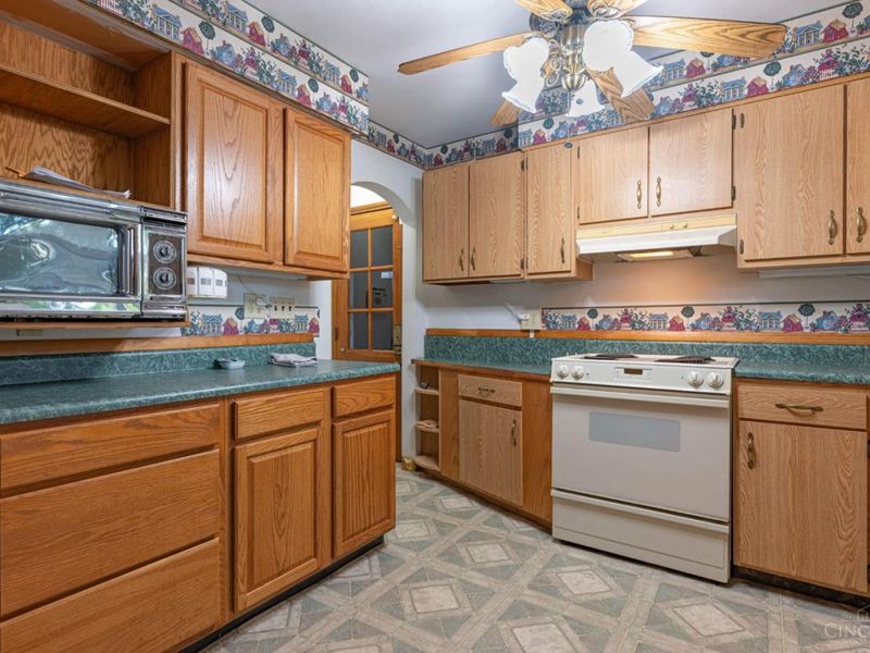 26 Red Bud Drive, Middletown, OH 45042 Photo 7