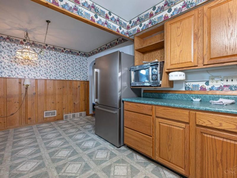 26 Red Bud Drive, Middletown, OH 45042 Photo 9