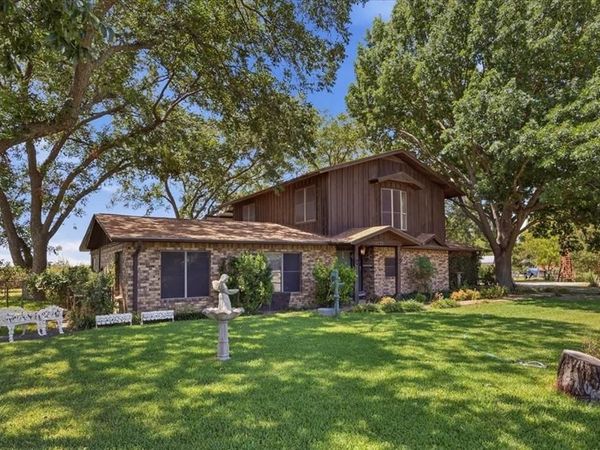 6221 Highway 8, Desdemona, TX 76445