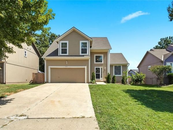 1012 N Clinton Street, Olathe, KS 66061