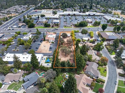8640 Auburn Folsom Rd, Granite Bay, CA 95746 Photo