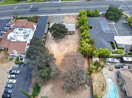 8640 Auburn Folsom Rd, Granite Bay, CA 95746 Photo
