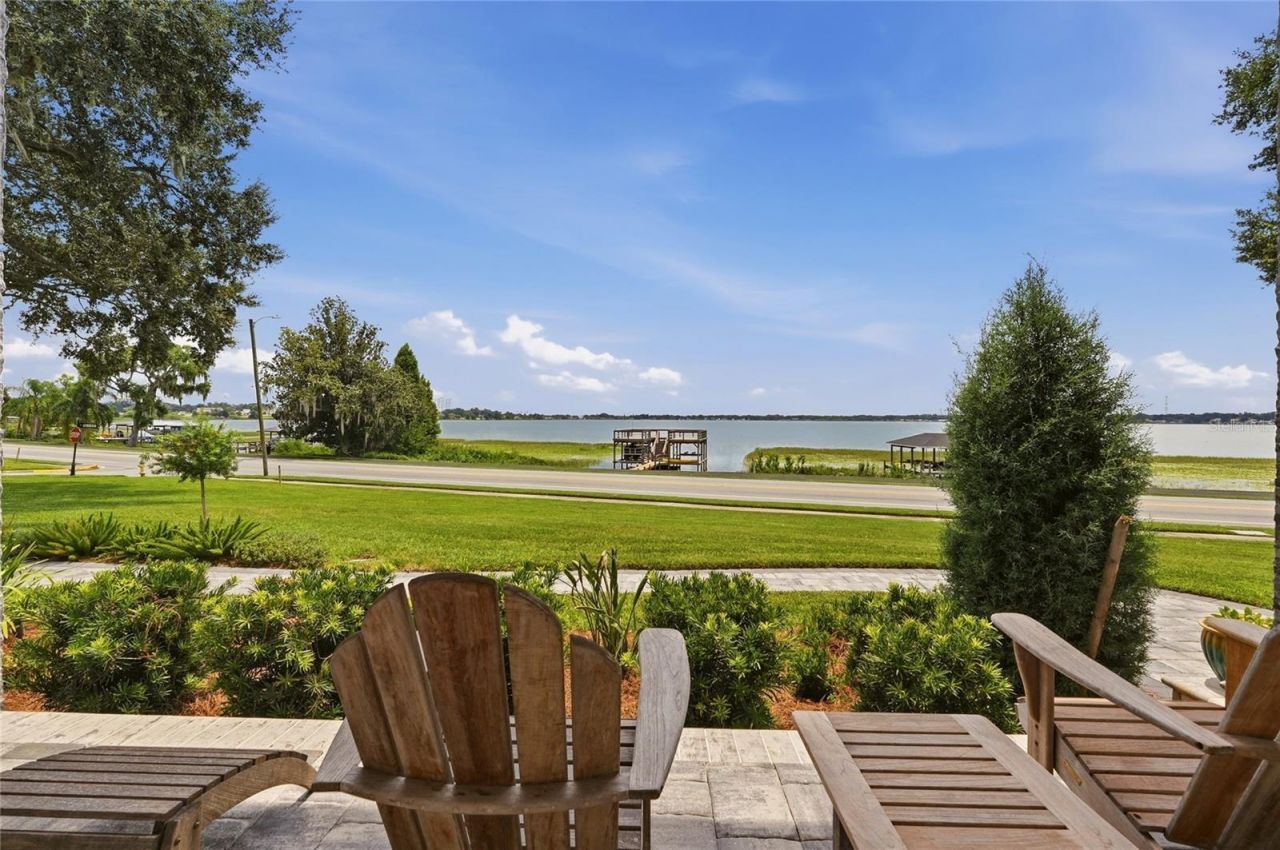 1307 N Lake Howard Drive, Winter Haven, FL 33881 Photo