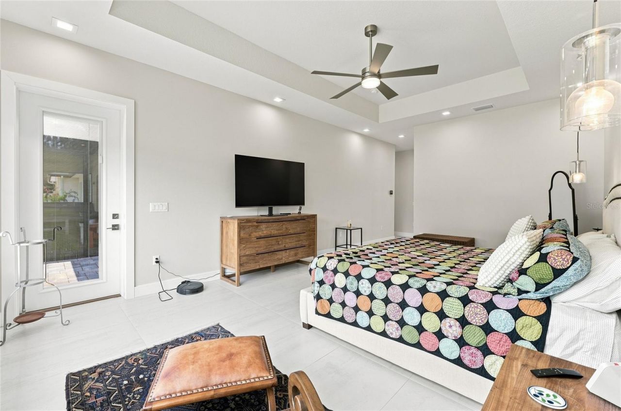1307 N Lake Howard Drive, Winter Haven, FL 33881 Photo