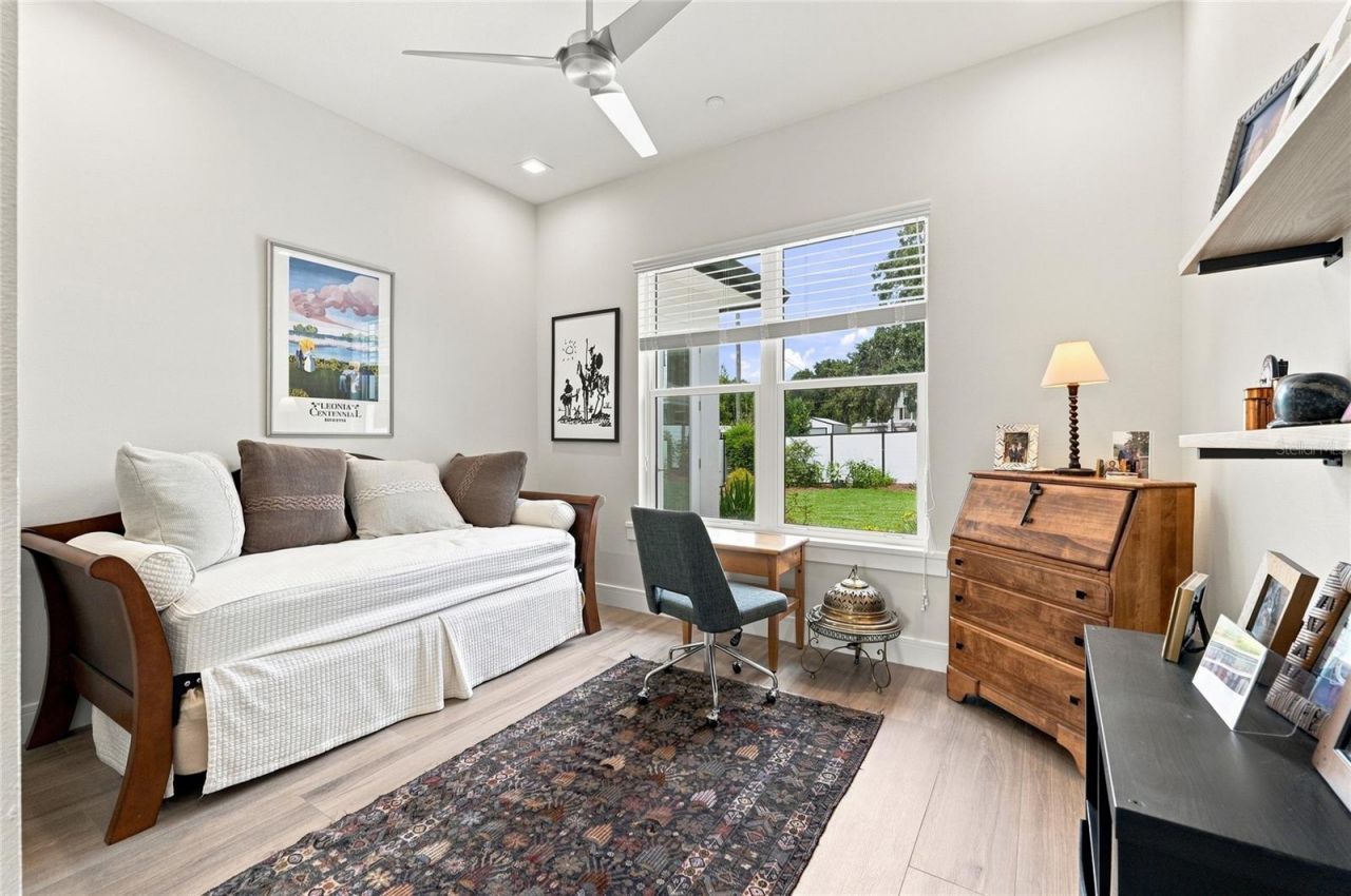 1307 N Lake Howard Drive, Winter Haven, FL 33881 Photo