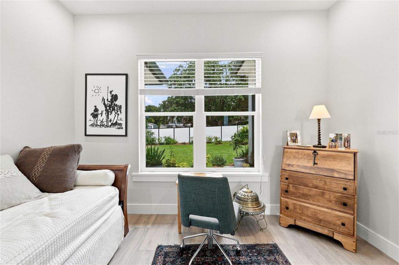 1307 N Lake Howard Drive, Winter Haven, FL 33881 Photo