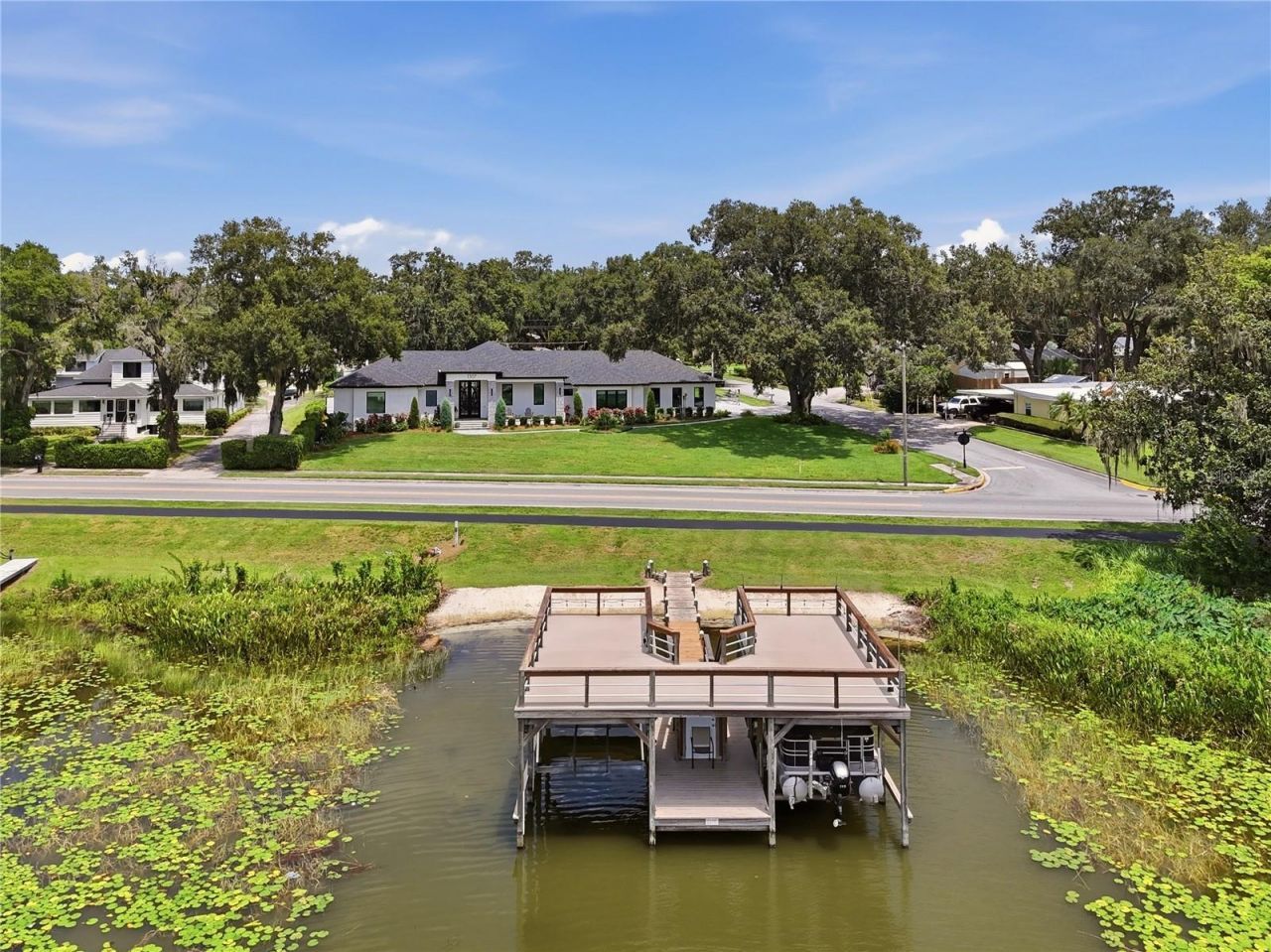 1307 N Lake Howard Drive, Winter Haven, FL 33881 Photo
