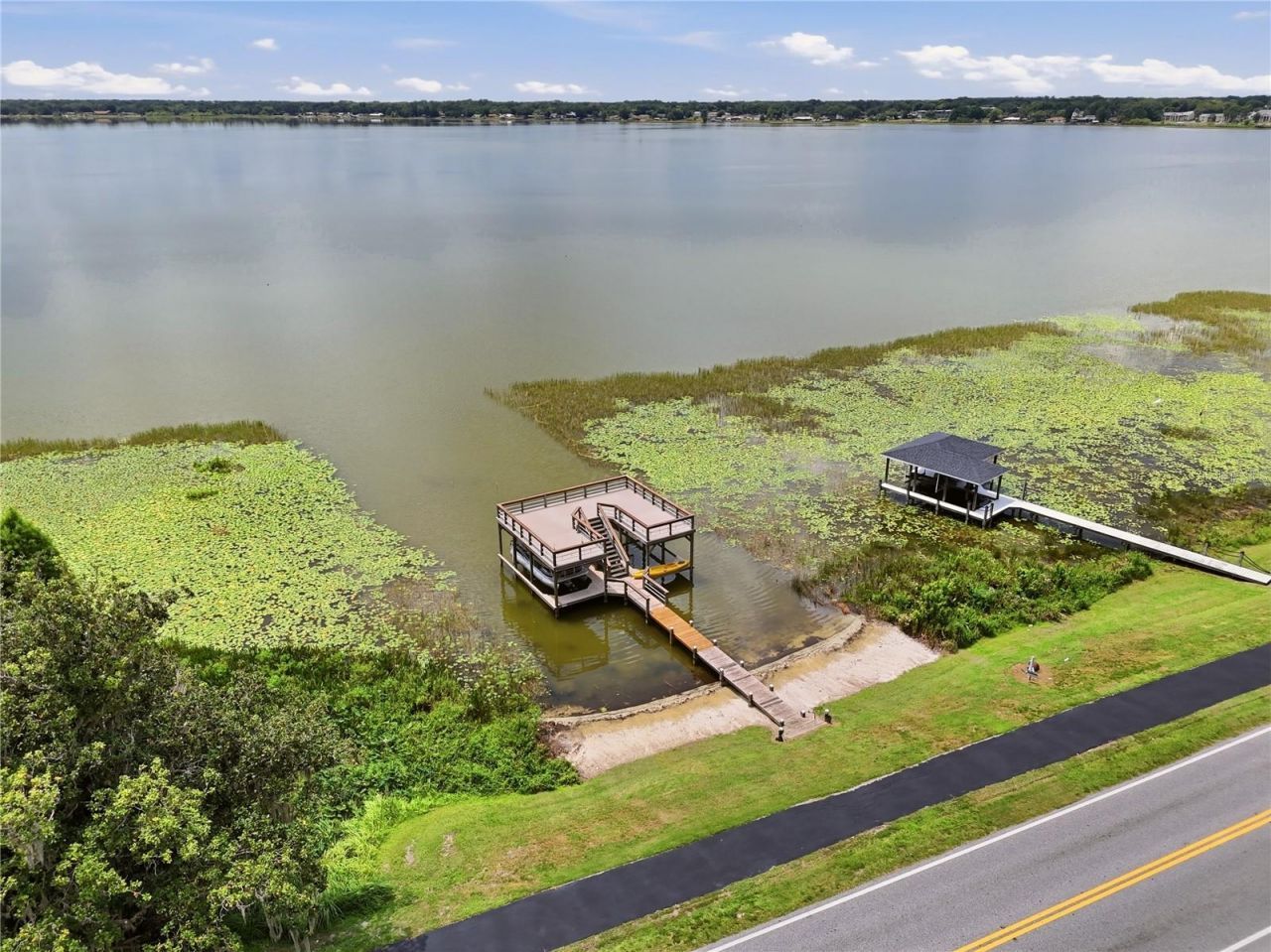 1307 N Lake Howard Drive, Winter Haven, FL 33881 Photo