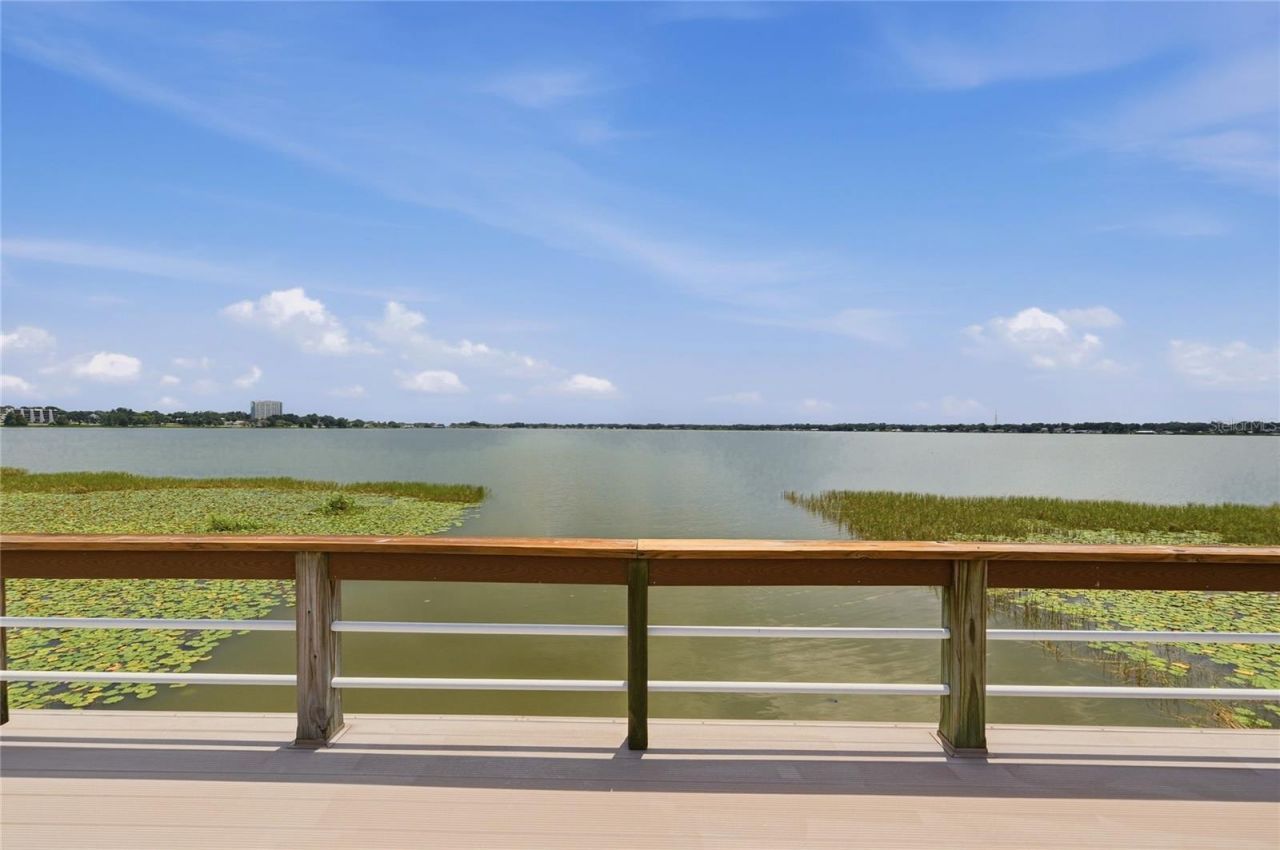 1307 N Lake Howard Drive, Winter Haven, FL 33881 Photo