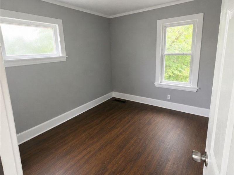 9400 Orleans Avenue, Cleveland, OH 44105 Photo 11
