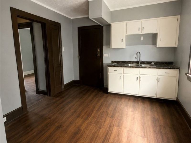 9400 Orleans Avenue, Cleveland, OH 44105 Photo 3