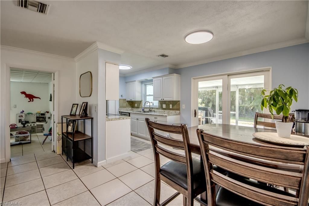 2912 Poinciana Dr, Naples, FL 34105 Photo