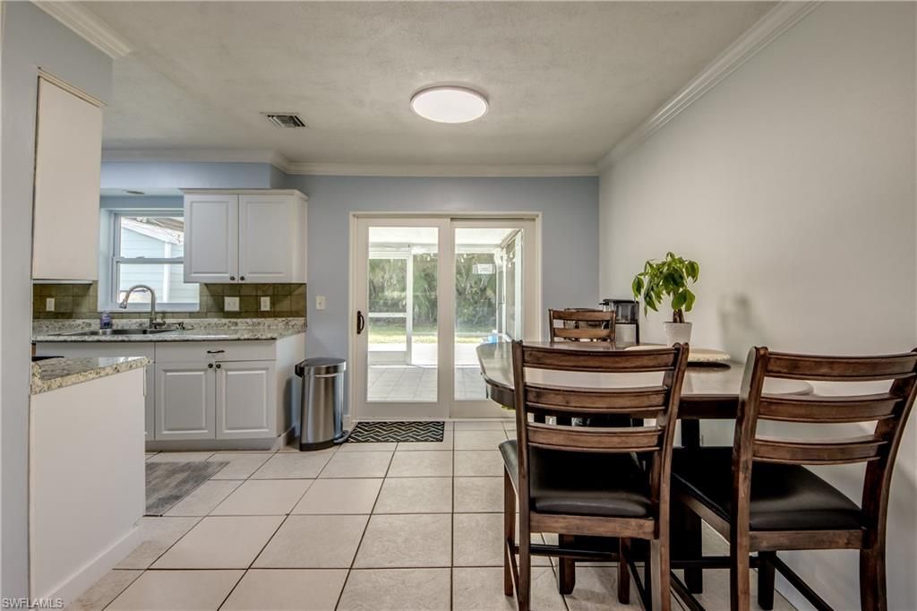 2912 Poinciana Dr, Naples, FL 34105 Photo