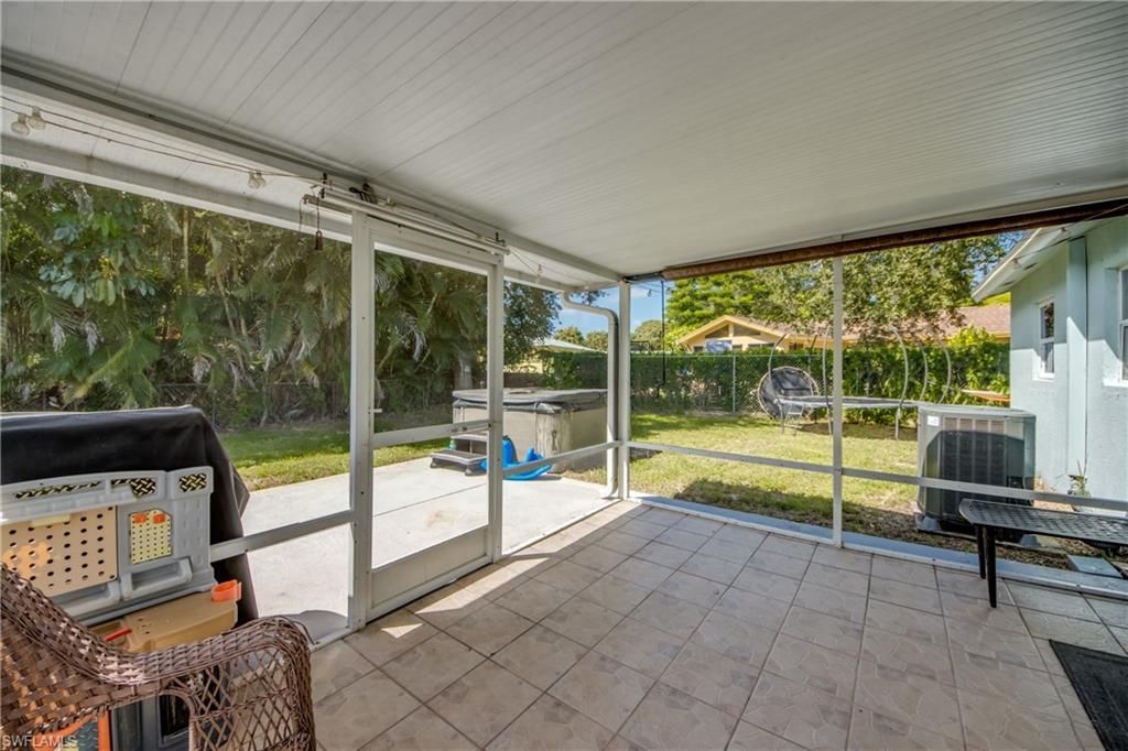 2912 Poinciana Dr, Naples, FL 34105 Photo