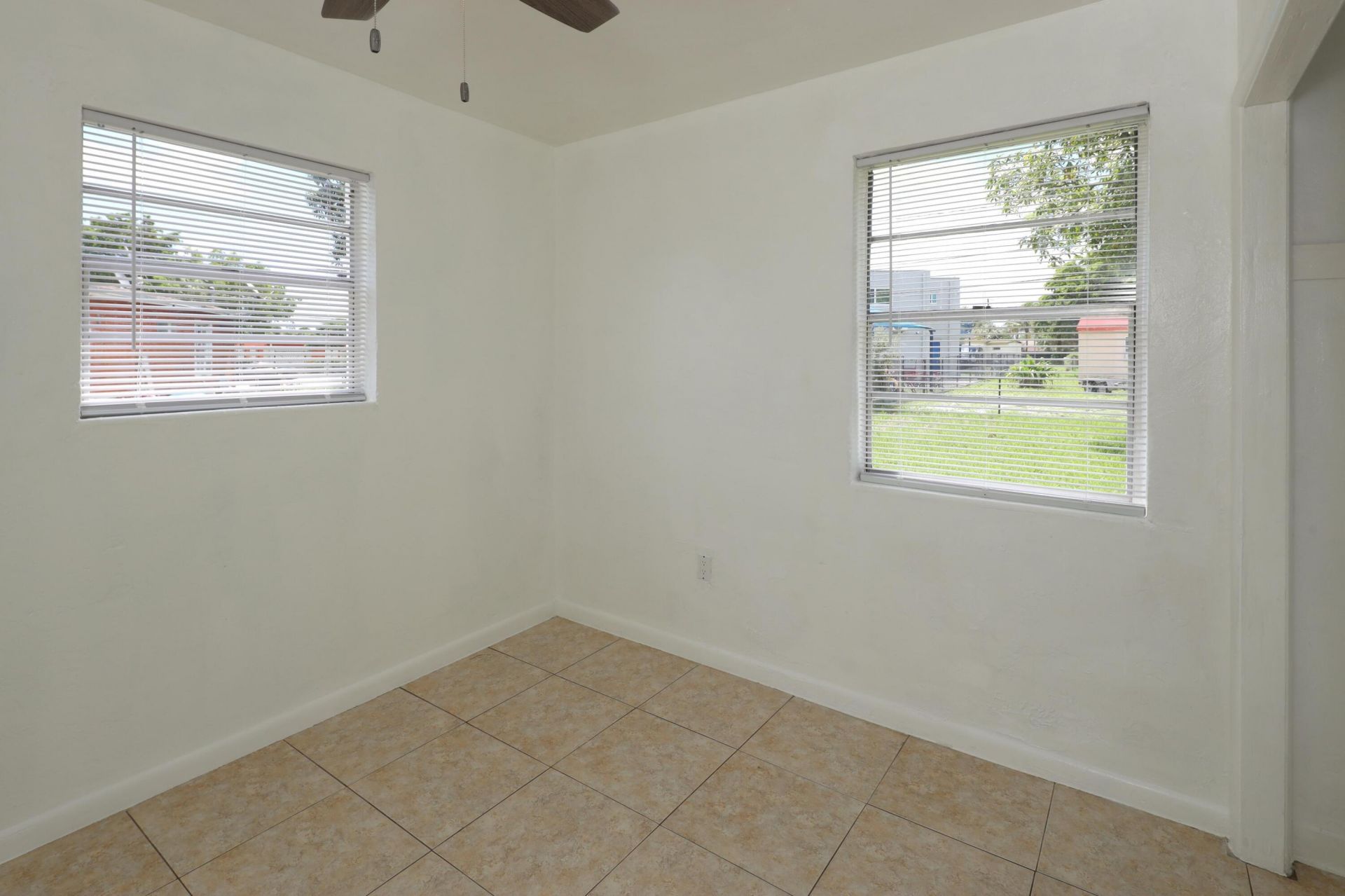 2304 NW 15th Court, Fort Lauderdale, FL 33311 Photo