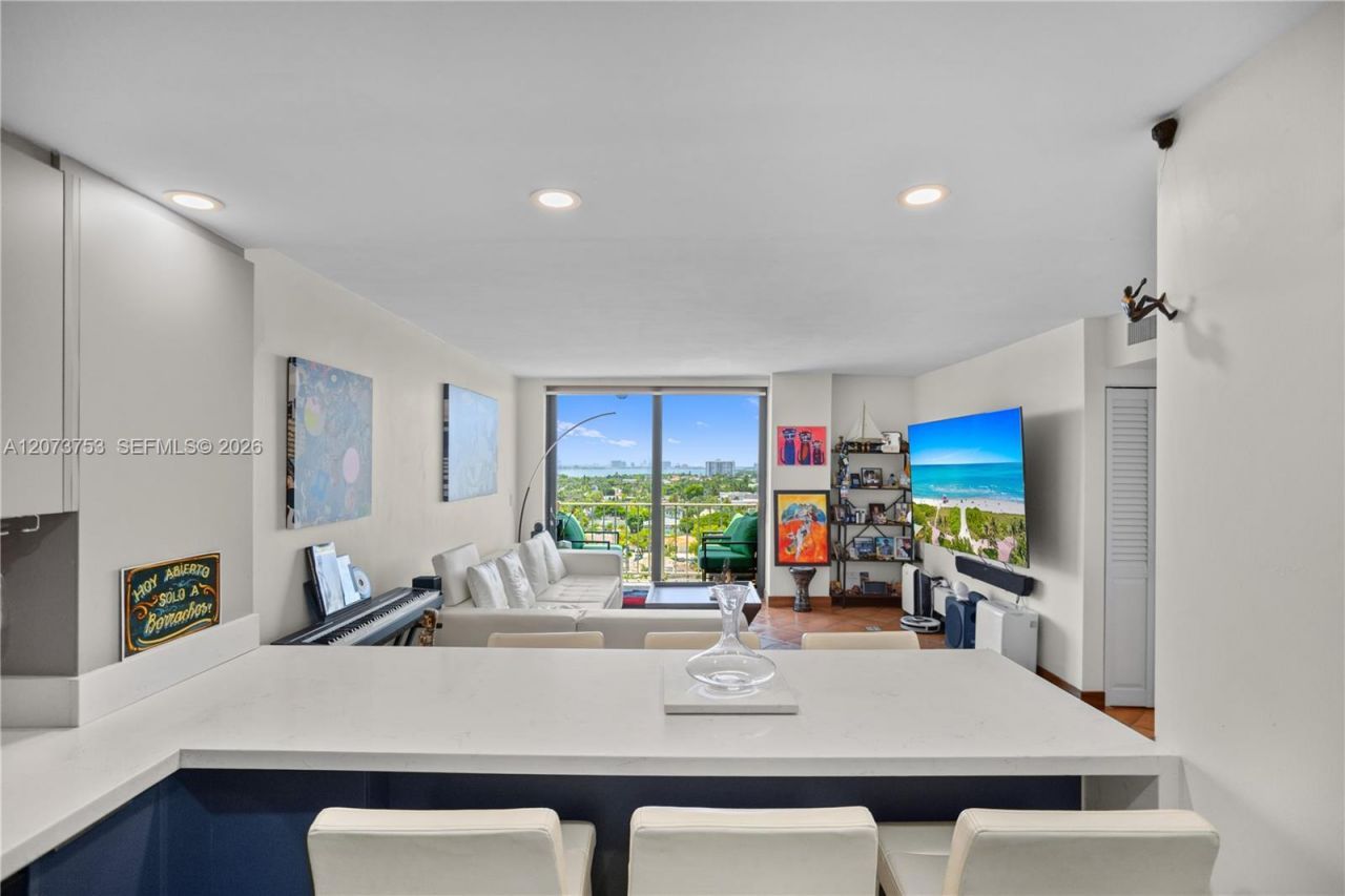 2350 NE 135th St, Unit 1204, North Miami, FL 33181 Photo