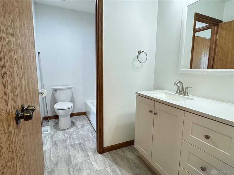 5623 Cobblegate Drive, Dayton, OH 45449 Photo 10