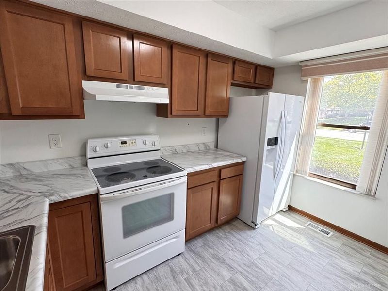 5623 Cobblegate Drive, Dayton, OH 45449 Photo 5