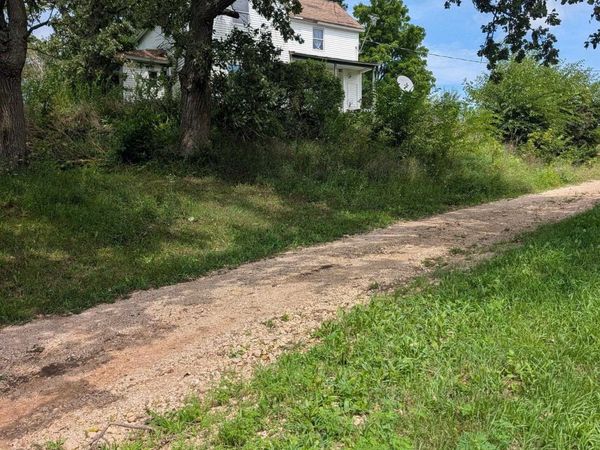 12349 Otter Creek Road, Darlington, WI 53530