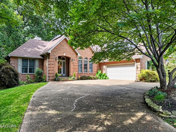 118 Quail Hollow Court, Crossville, TN 38555
