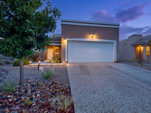 3142 Floras Del Sol Street , Santa Fe, NM 87507