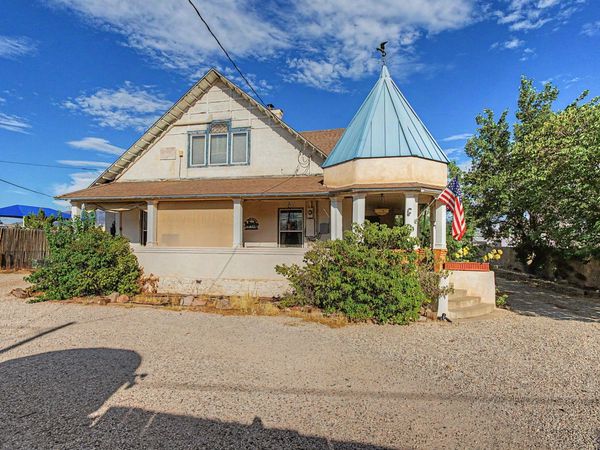 9742 4th Street NW, Albuquerque, NM 87114