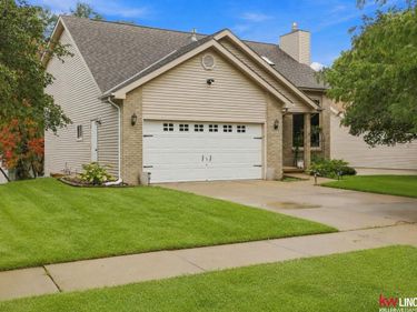 5310 Madalyn Road, Lincoln, NE 68516