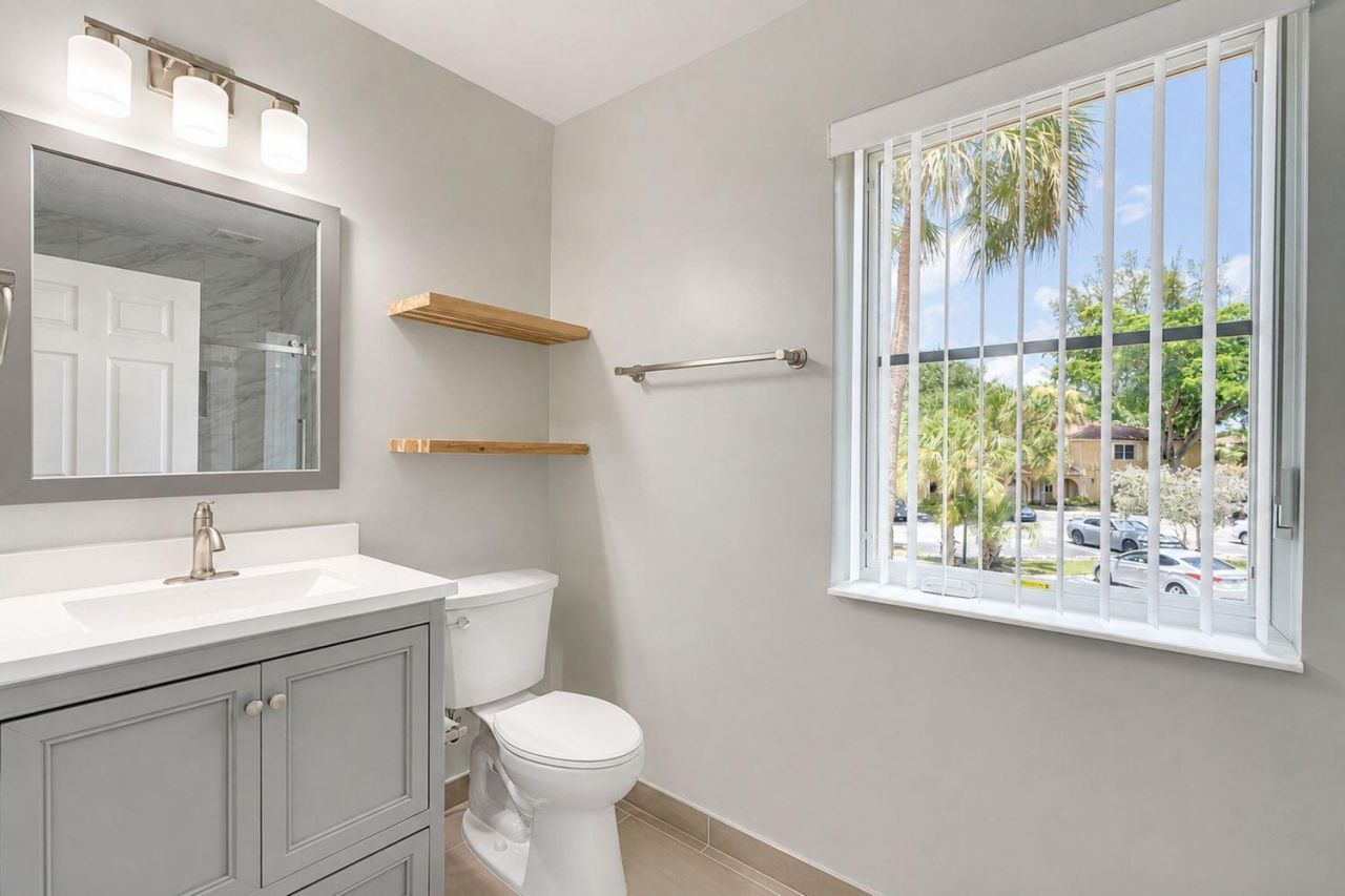 10792 La Placida Drive, Unit 4, Coral Springs, FL 33065 Photo