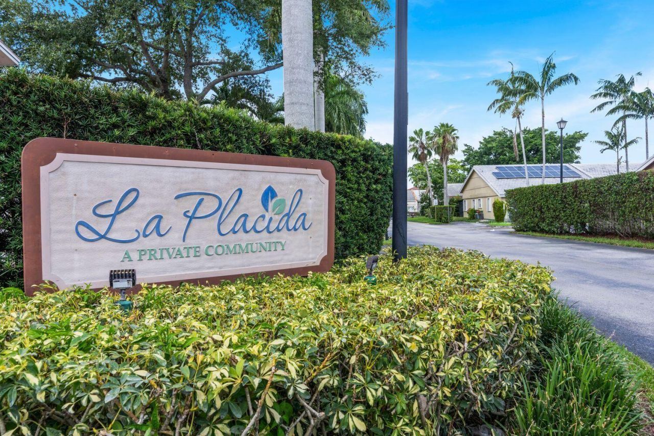 10792 La Placida Drive, Unit 4, Coral Springs, FL 33065 Photo