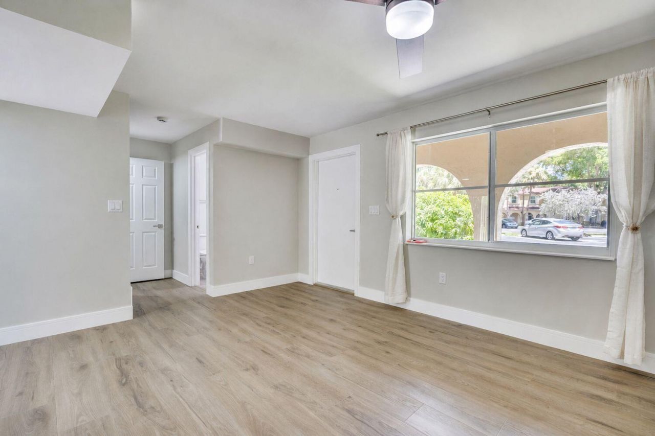 10792 La Placida Drive, Unit 4, Coral Springs, FL 33065 Photo