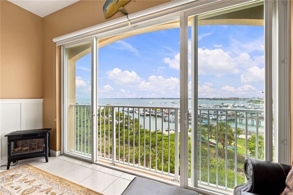 34 Harbour Isle Drive W, Unit PH05, Fort Pierce, FL 34949 Photo