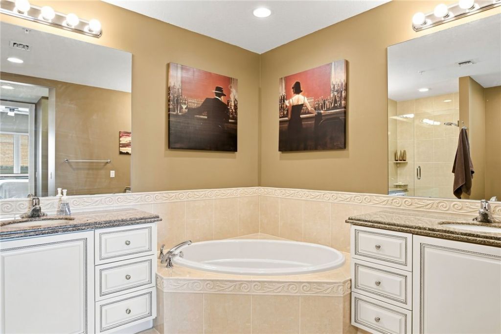 34 Harbour Isle Drive W, Unit PH05, Fort Pierce, FL 34949 Photo