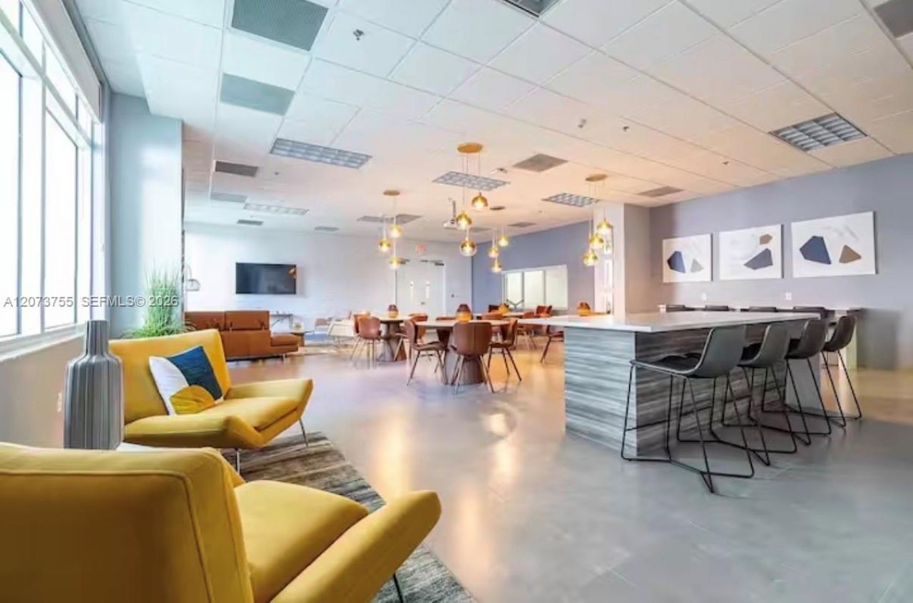 1200 Brickell Bay Dr, Unit 4101, Miami, FL 33131 Photo