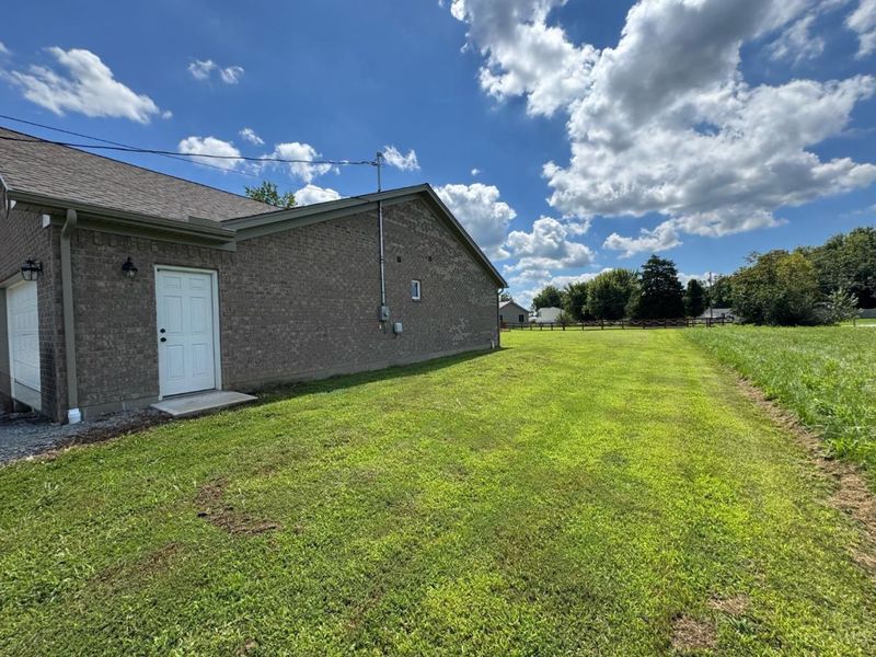 452 Kleist Drive, Perry Township, OH 45118 Photo 5
