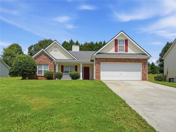 35 Montgomery Court , Covington, GA 30016