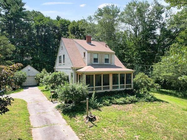 53 Elmwood Rd, Wellesley, MA 02481