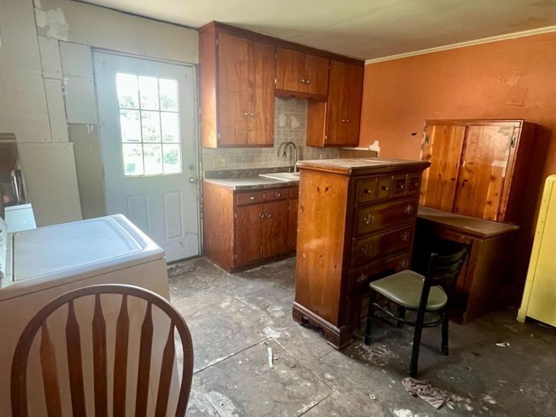 409 W Stone Street, Gibsonburg, OH 43431 Photo 5