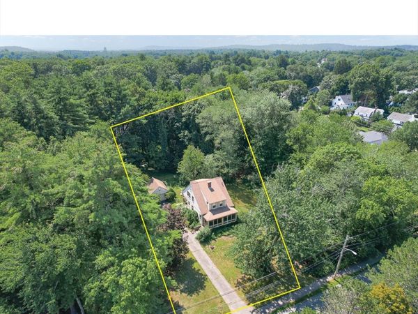53 Elmwood Rd, Wellesley, MA 02481