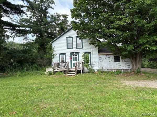 11029 Route 16 , Delevan, NY 14042