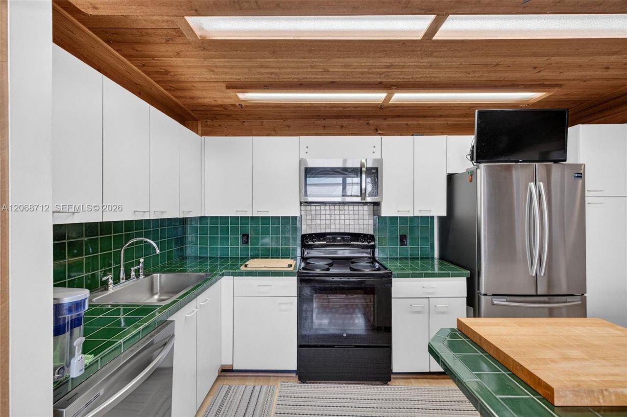 3350 NE 192nd St, Unit 5H-B, Aventura, FL 33180 Photo