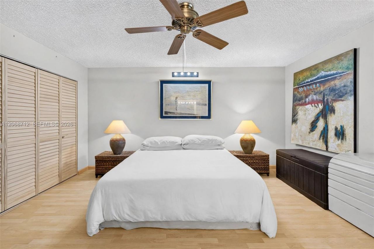 3350 NE 192nd St, Unit 5H-B, Aventura, FL 33180 Photo