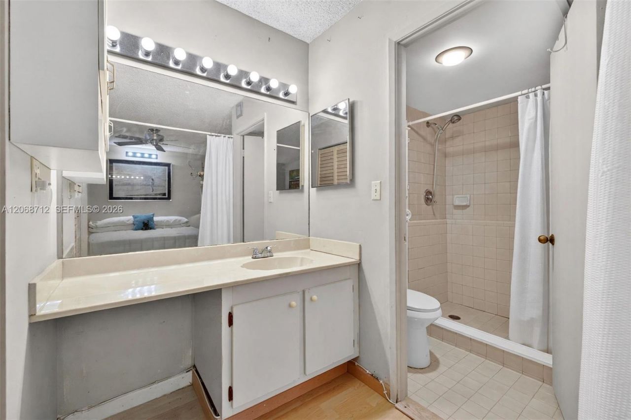 3350 NE 192nd St, Unit 5H-B, Aventura, FL 33180 Photo