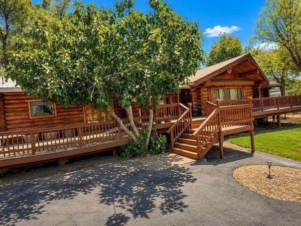 22821 Piper Ct, Columbia, CA 95310