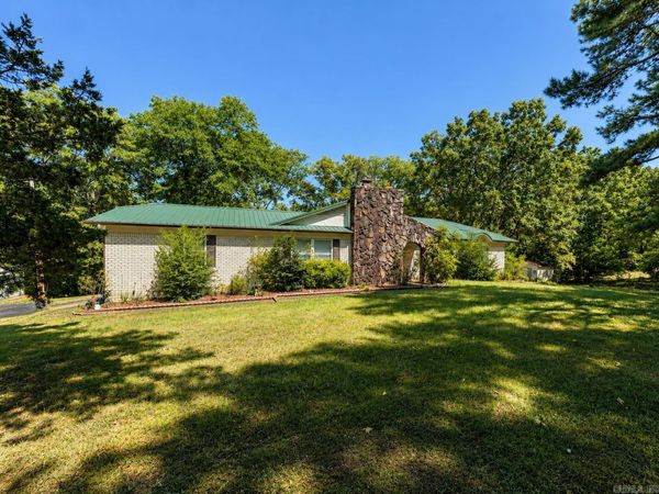 12 Sycamore Dr , Conway, AR 72032