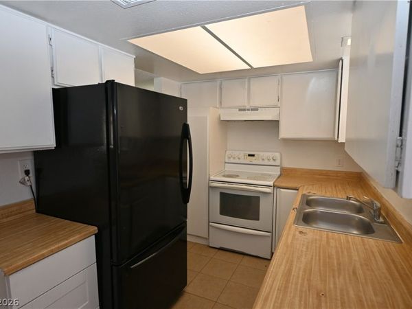 2301 Stewart Avenue , Unit A, Las Vegas, NV 89101